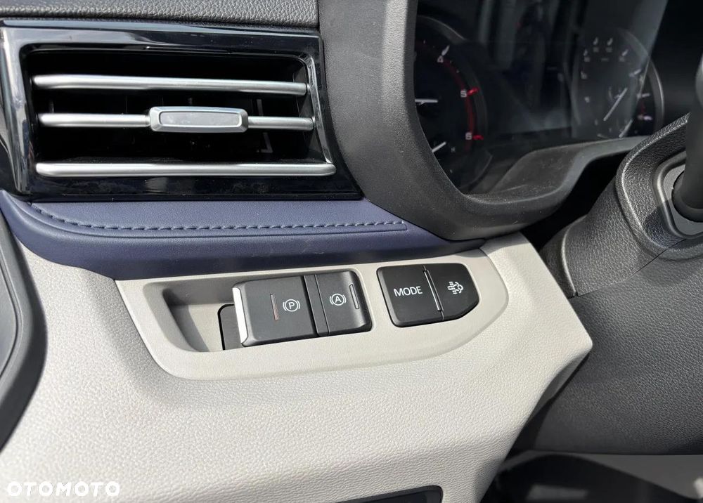 Maxus Deliver 9 L3H2 150KM - 18