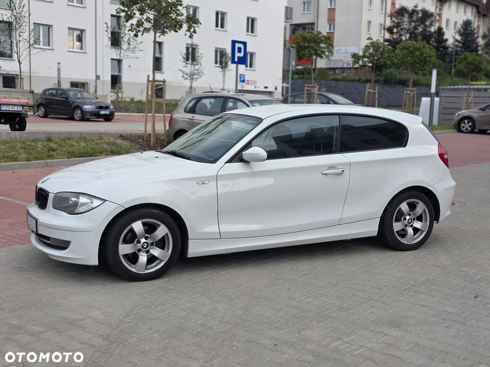 BMW Seria 1 118i Edition Sport - 3