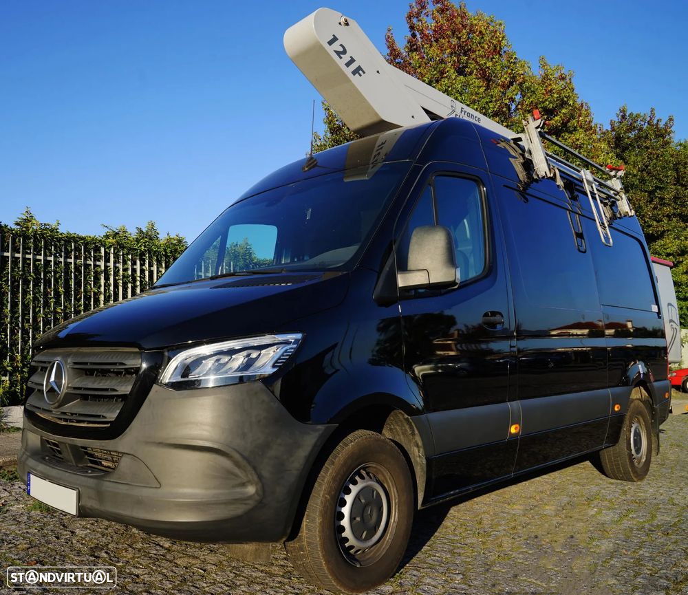Mercedes-Benz Sprinter c/ cesto elevatório - 1