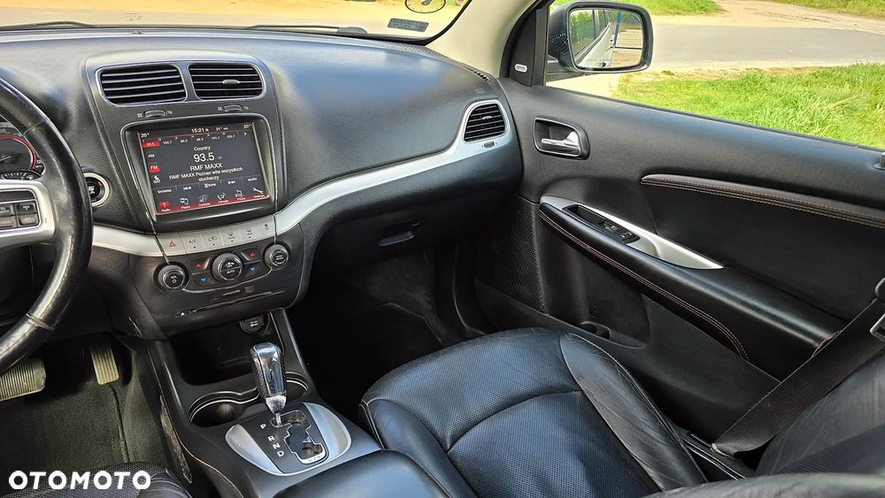 Dodge Journey 2.7 V6 R/T - 20