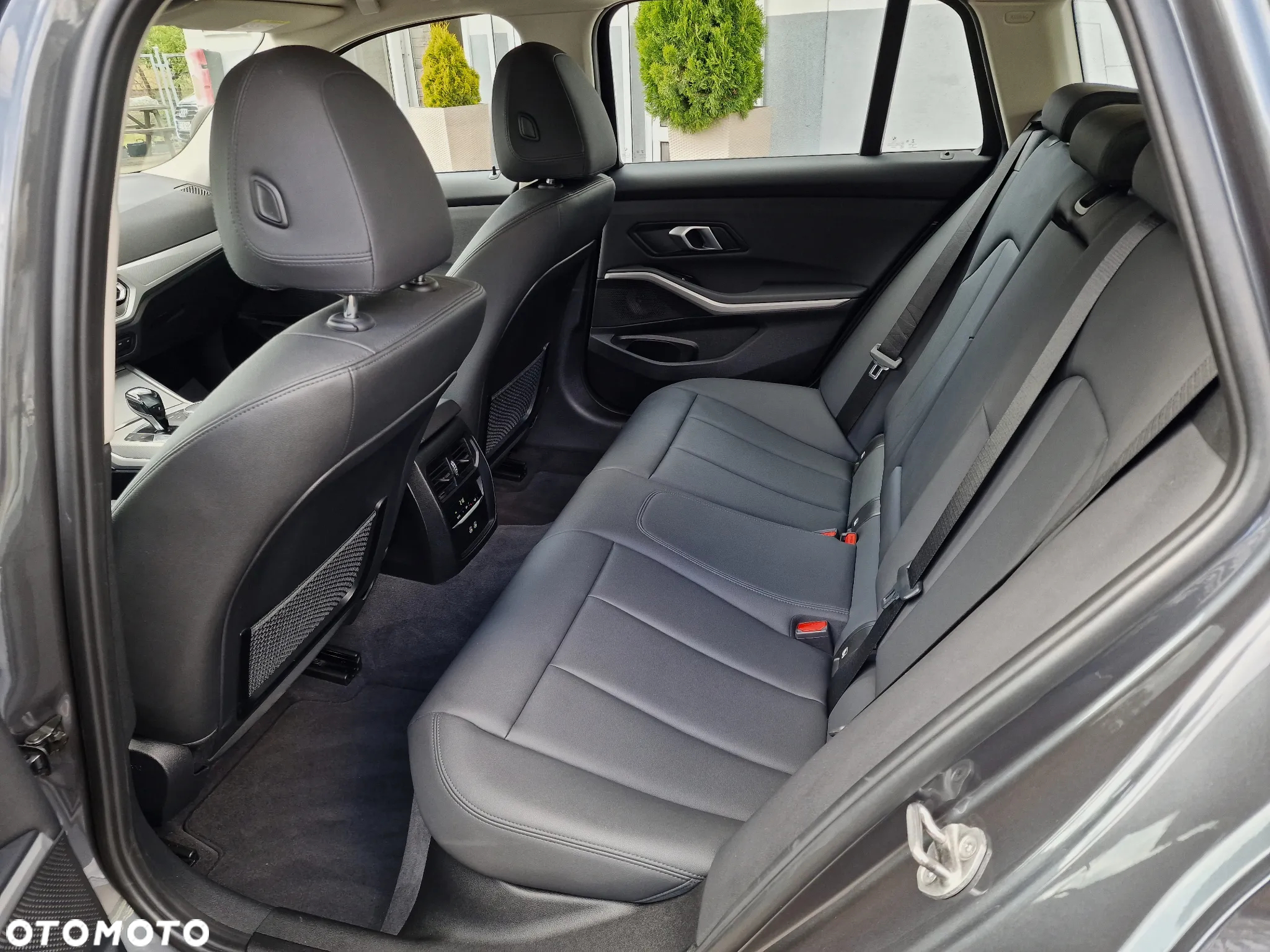BMW Seria 3 - 16