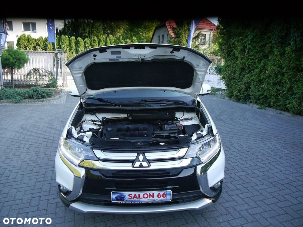 Mitsubishi Outlander - 12