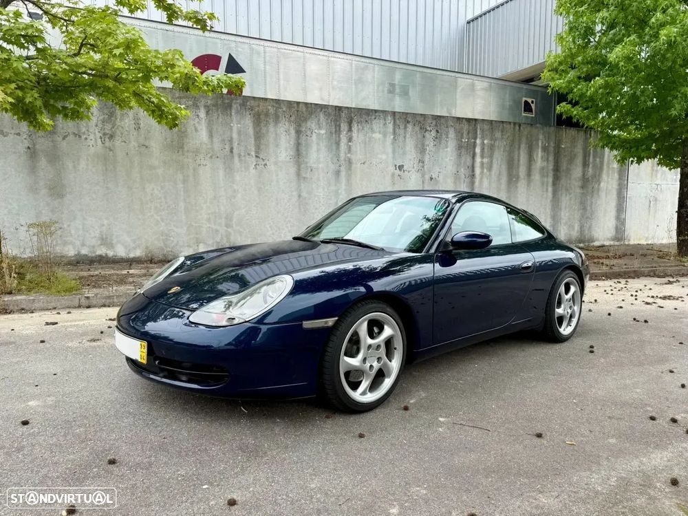 Porsche 911 (996) Carrera 4 Coupé - 1
