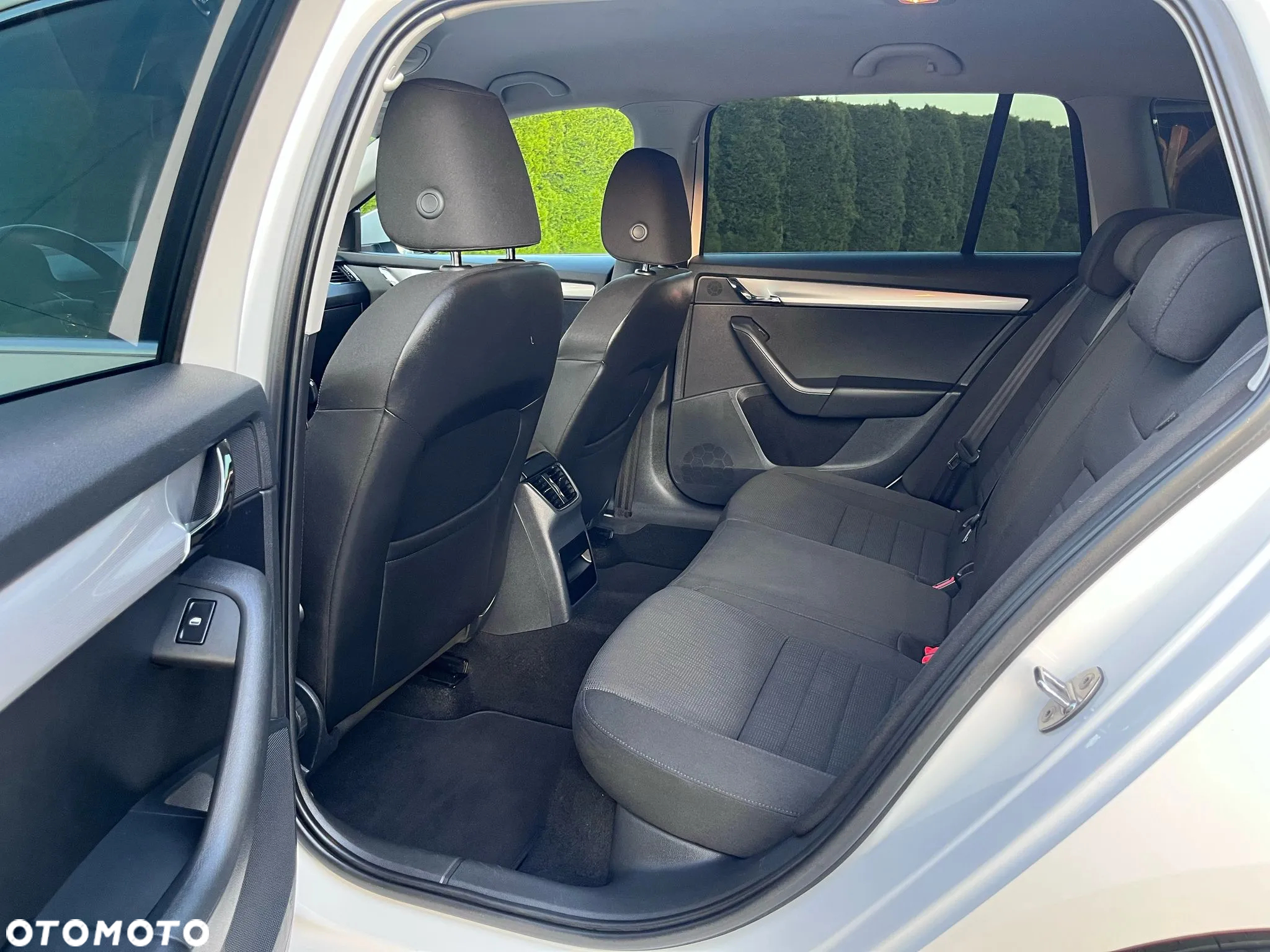 Skoda Octavia 1.4 TSI Edition DSG - 17