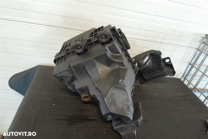 Carcasa filtru aer SH01-133AY SH01-133AY Mazda 3 BM [2013 - 2016] Hat - 3