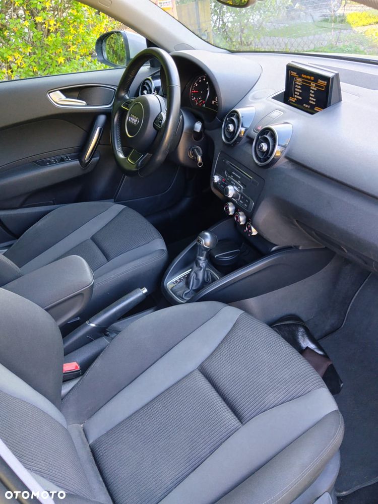 Audi A1 Sportback 1.0 TFSI ultra S tronic design - 4
