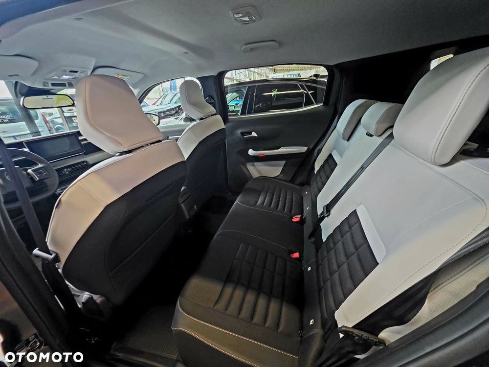 Citroën C3 Aircross 1.2 mHEV Max S&S eDCT6 - 11