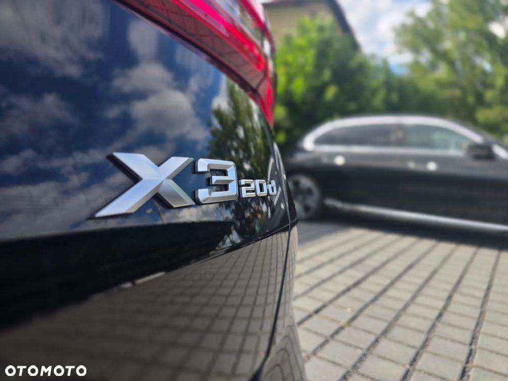 BMW X3 xDrive20d mHEV - 38