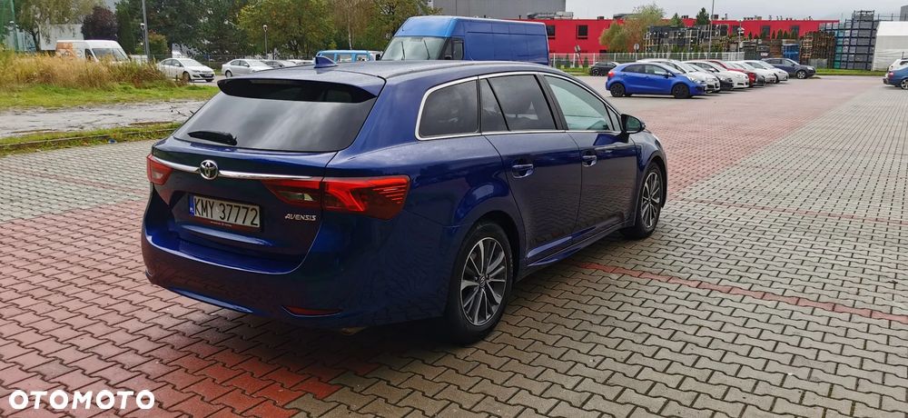 Toyota Avensis 2.0 Prestige MS - 6