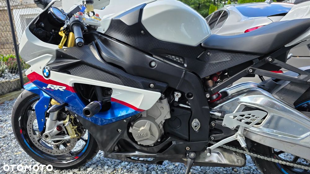 BMW S - 4