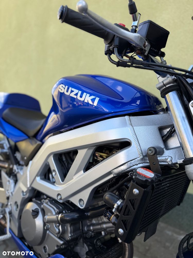 Suzuki SV - 4