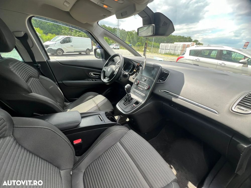 Renault Scenic - 13