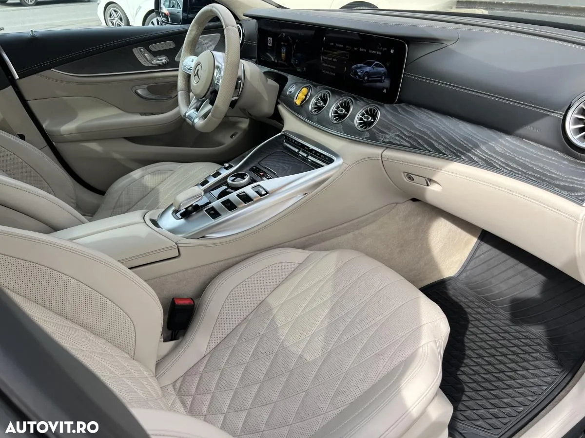 Mercedes-Benz AMG GT 53 4MATIC+ MHEV - 19