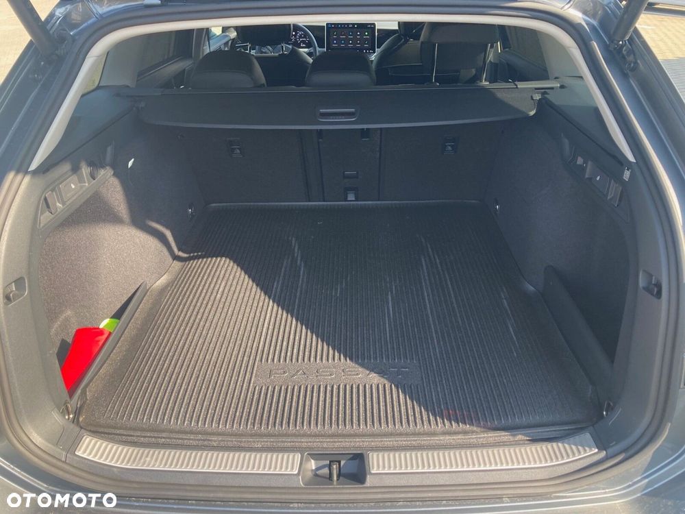 Volkswagen Passat Variant - 9