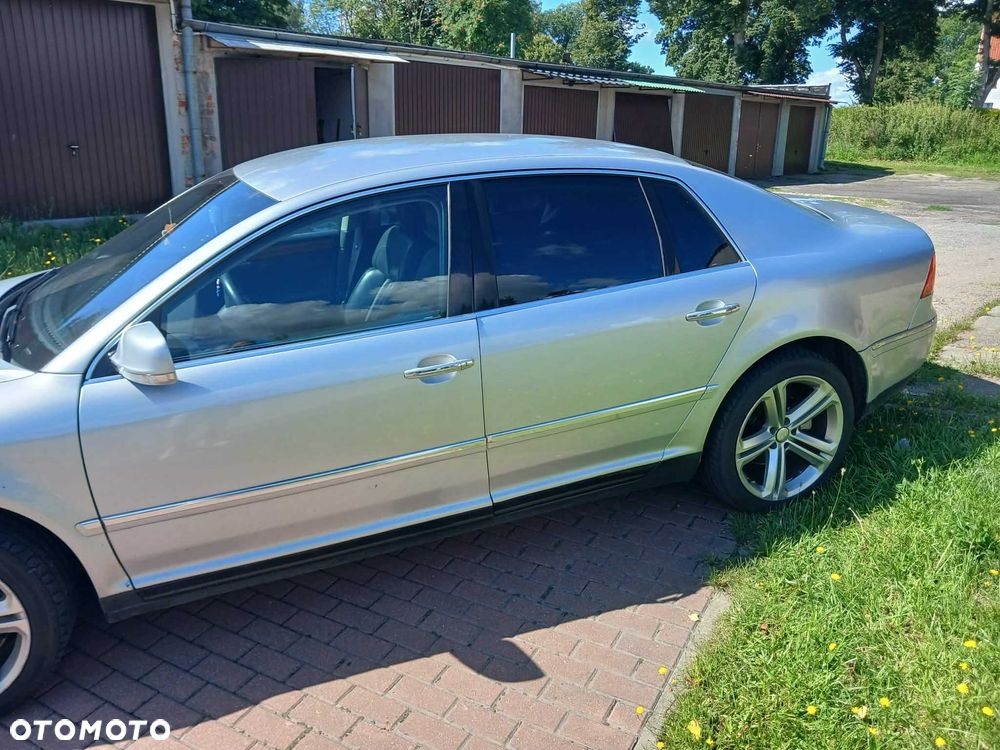 Volkswagen Phaeton - 3