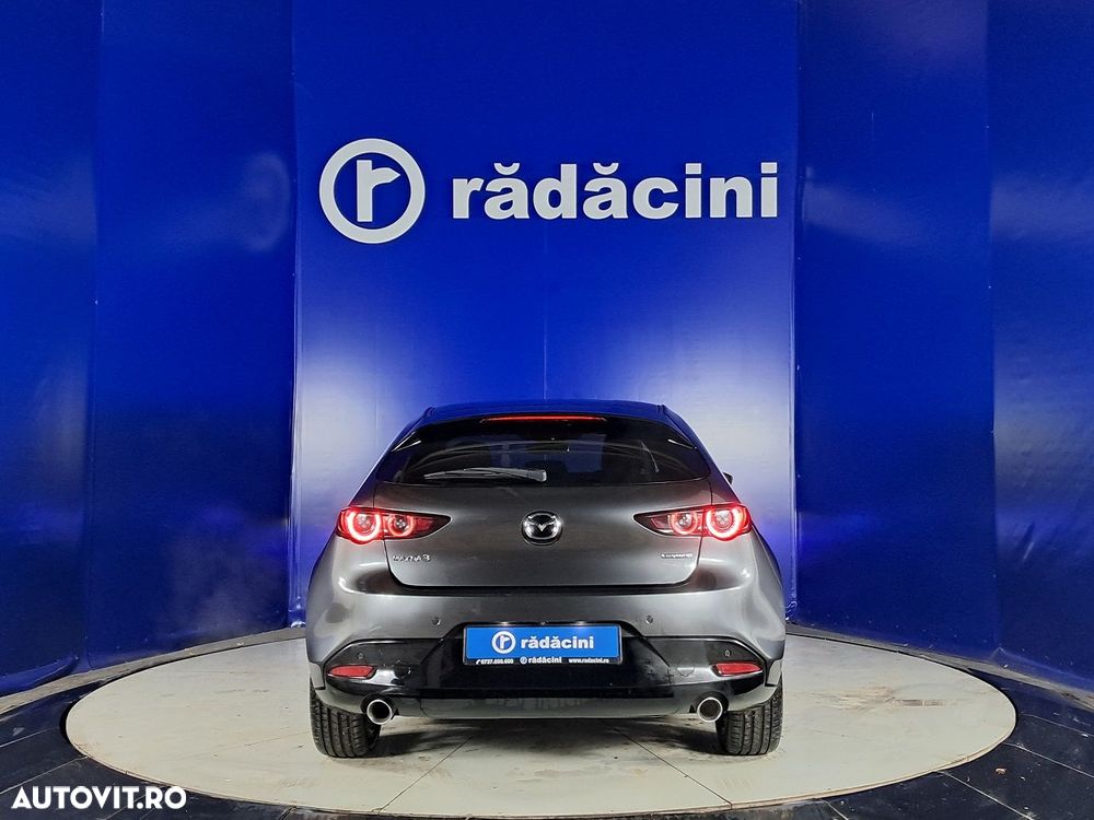Mazda 3 - 4