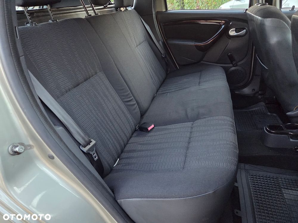 Dacia Duster 1.6 Ambiance - 9