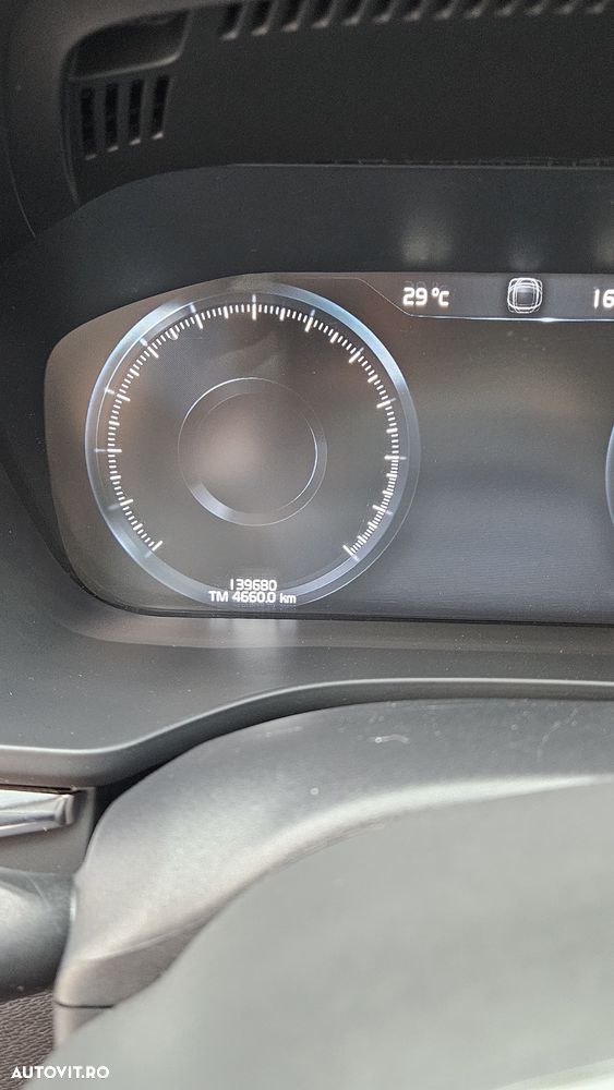 Volvo XC 60 - 6