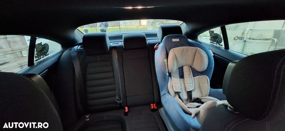 Volkswagen Passat CC - 14