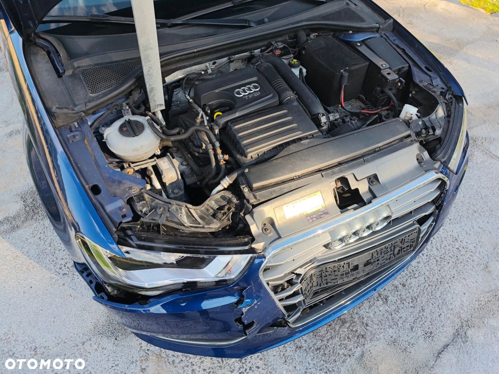Audi A3 Sportback 1.4 TFSI CoD ultra Attraction - 14