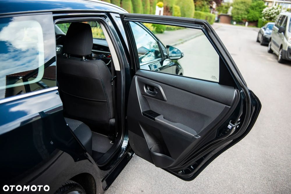 Toyota Auris 1.6 Valvematic Comfort - 35