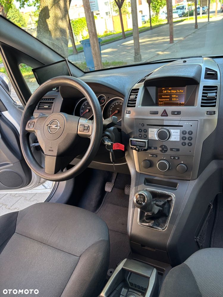 Opel Zafira 2.2 Selection - 25