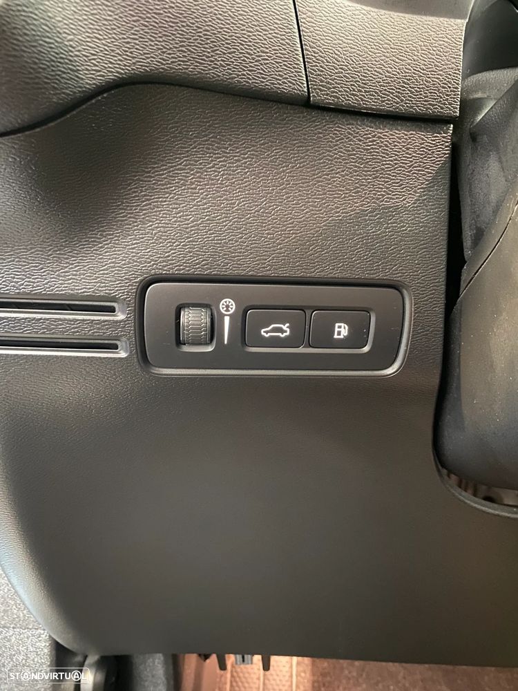 Volvo XC 40 1.5 T4 PHEV Inscription Expression - 31