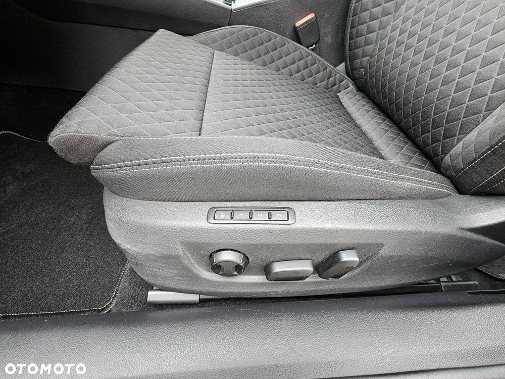 Skoda Superb 2.0 TDI SCR Ambition DSG - 16