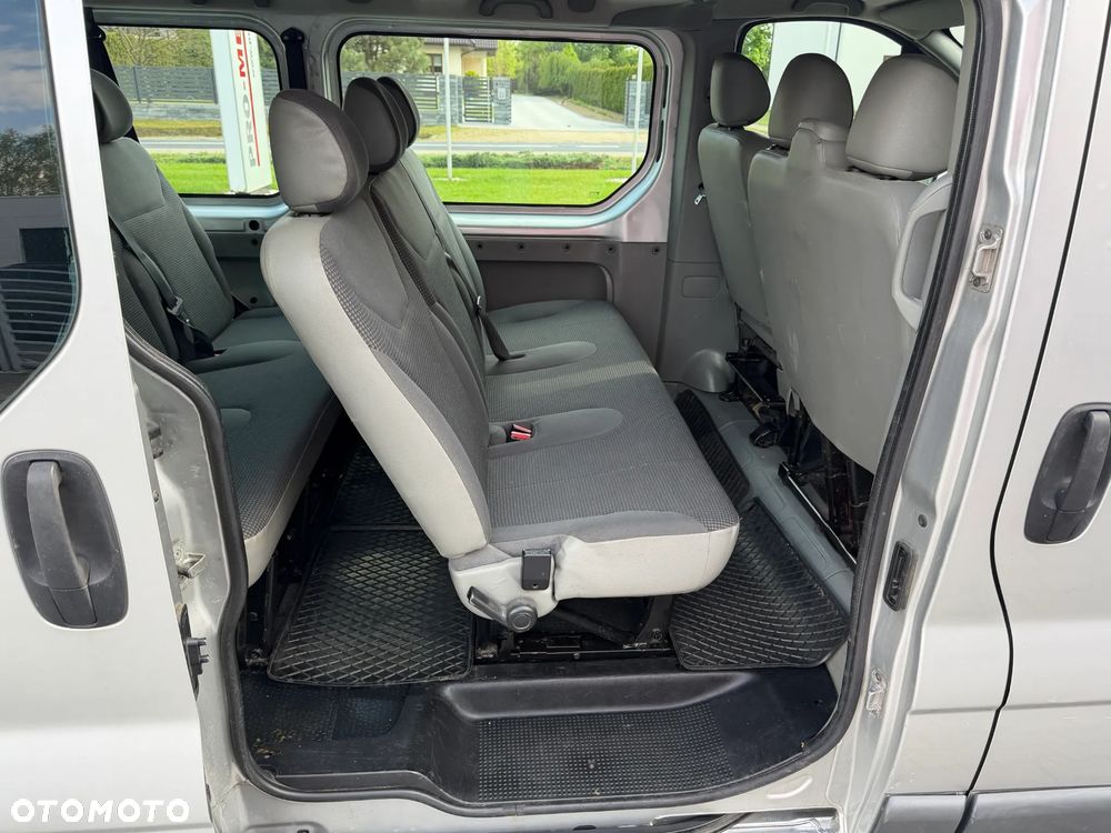 Opel Vivaro L2H1 2.9t - 7