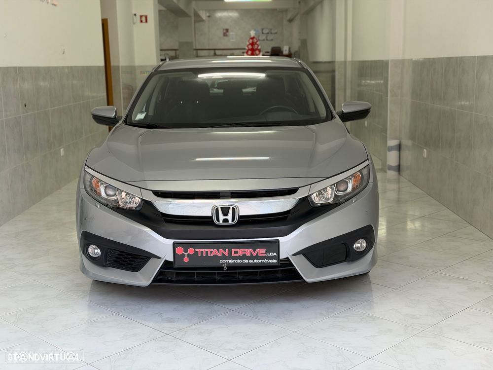 Honda Civic 1.5 i-VTEC Elegance Navi CVT - 2