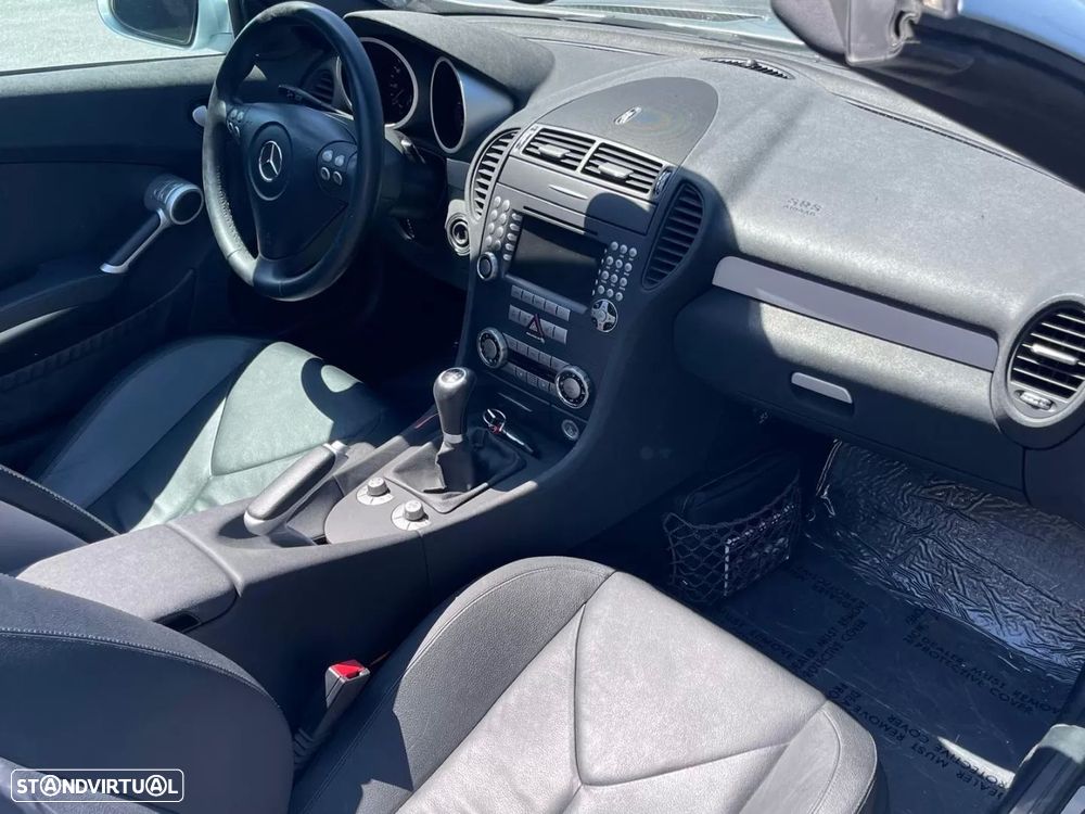Mercedes-Benz SLK 350 Standard - 12
