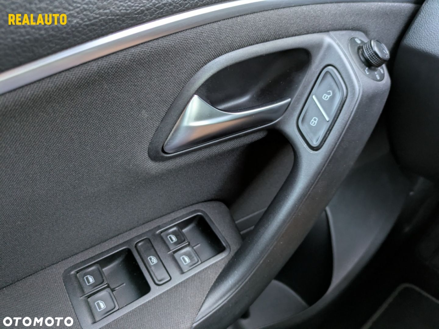 Volkswagen Polo - 13