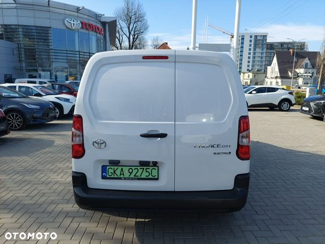 Toyota Proace City EV - 4