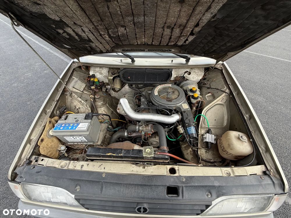 Polonez Caro - 9