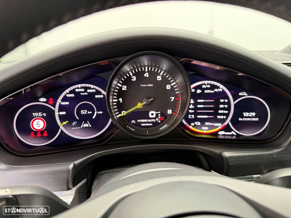 Porsche Panamera 4 E-Hybrid Platinum Edition - 6