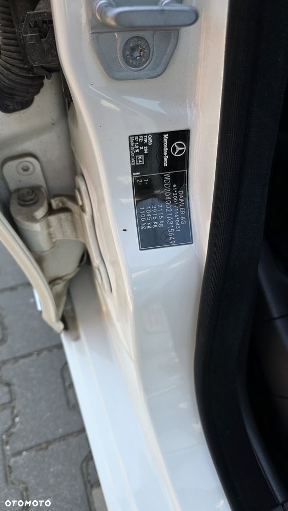 Mercedes-Benz Klasa C 220 CDI DPF Automatik BlueEFFICIENCY Avantgarde - 23