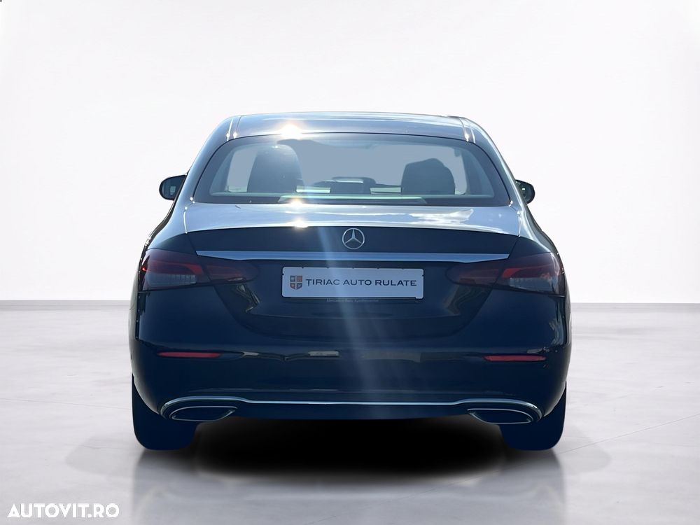 Mercedes-Benz E - 6