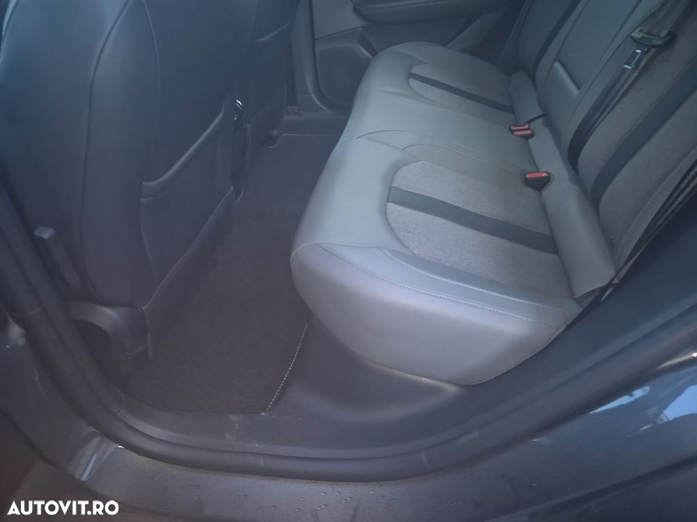 MG S5 64kWh Luxury - 38