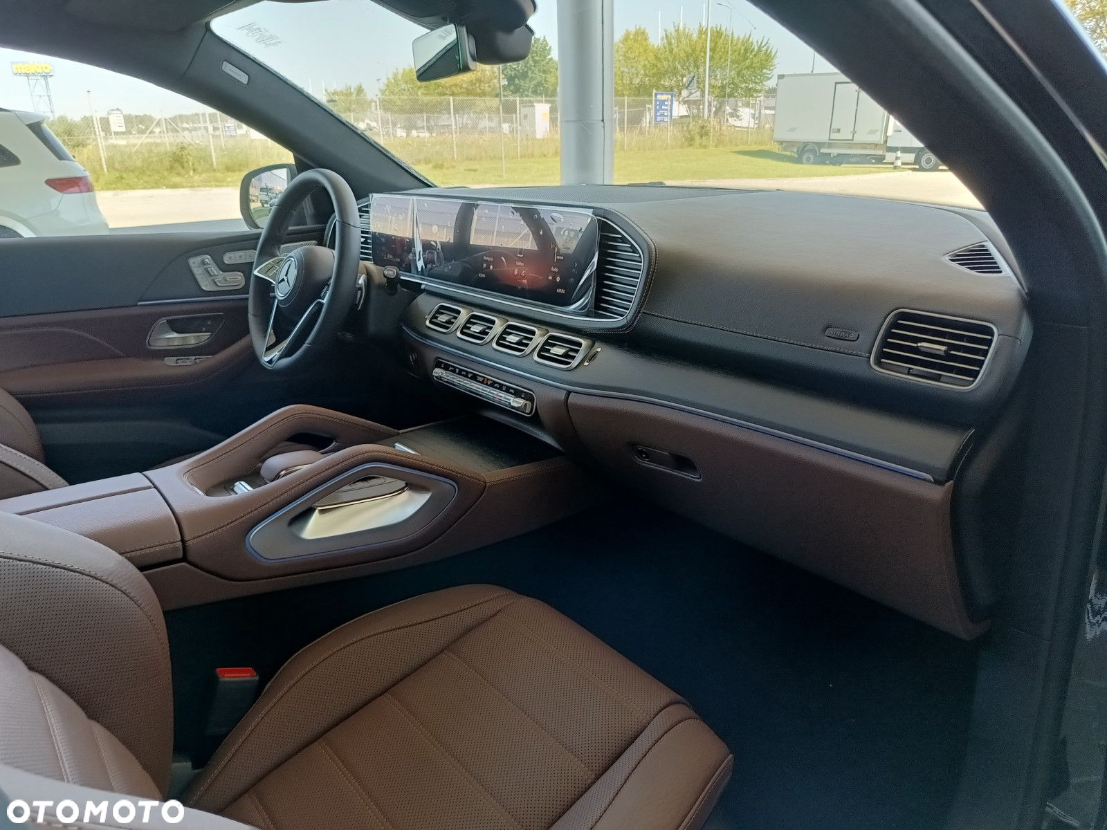 Mercedes-Benz GLE - 11