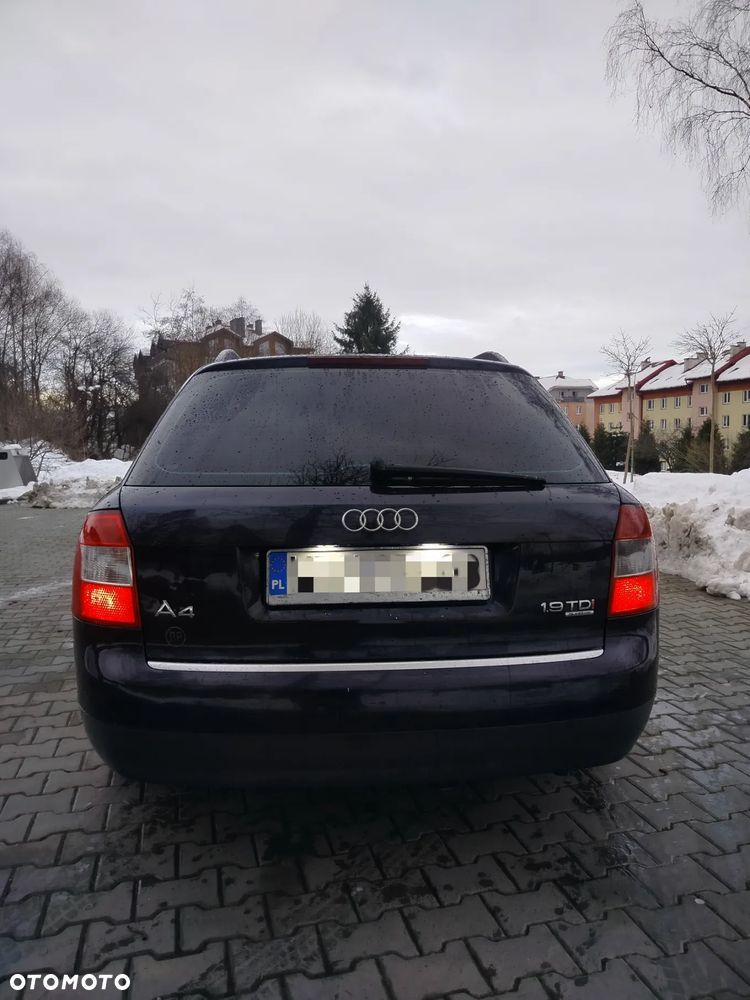 Audi A4 Avant 1.9 TDI Quattro - 10