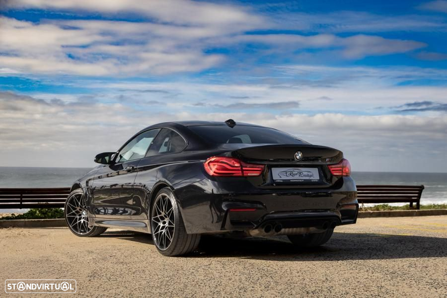 BMW M4 Coupe DKG Competition - 21