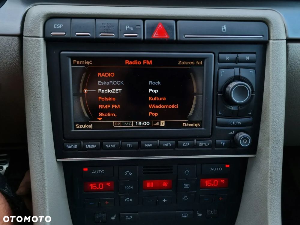 Audi A4 Avant 2.0 TDI - 17
