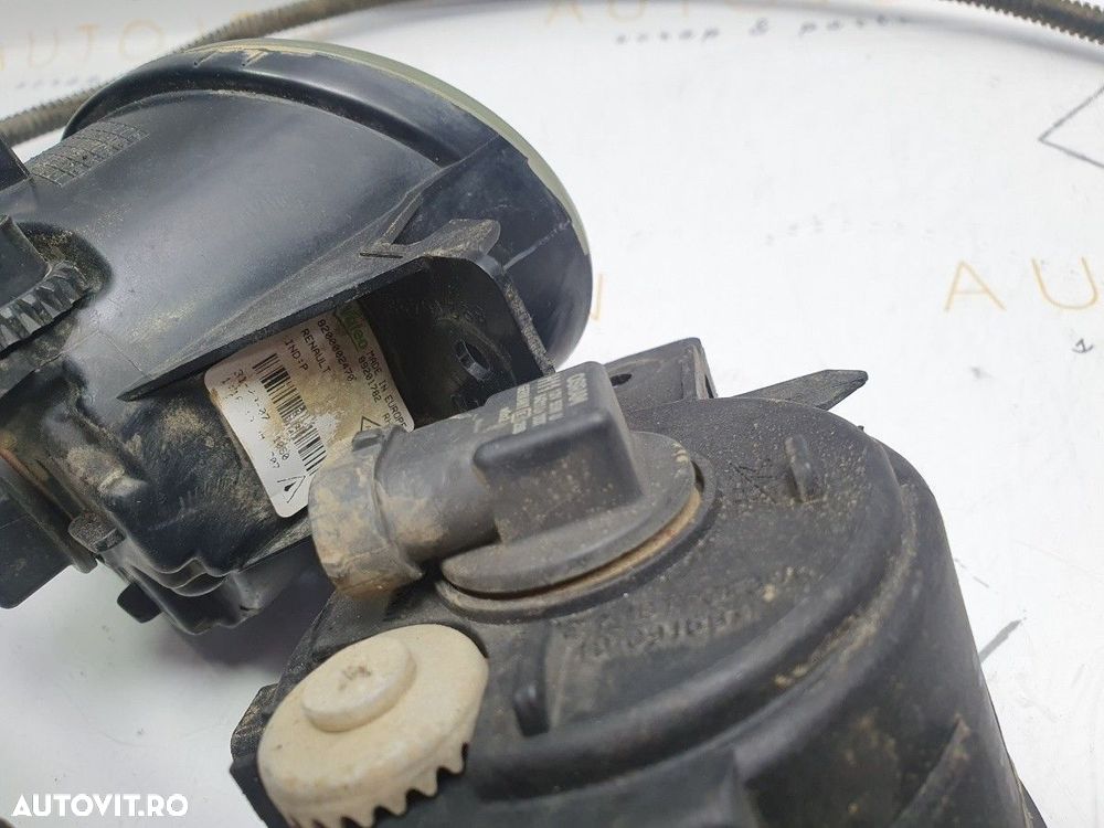 Proiectoare ceata si instalatie RENAULT SYMBOL I (LB0/1/2_) [ 2001 - 2008 ] OEM 8200002470 / 8200458429 - 4