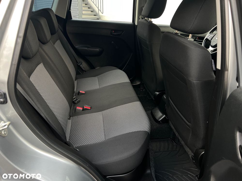 Suzuki Vitara 1.6 Comfort 2WD - 30