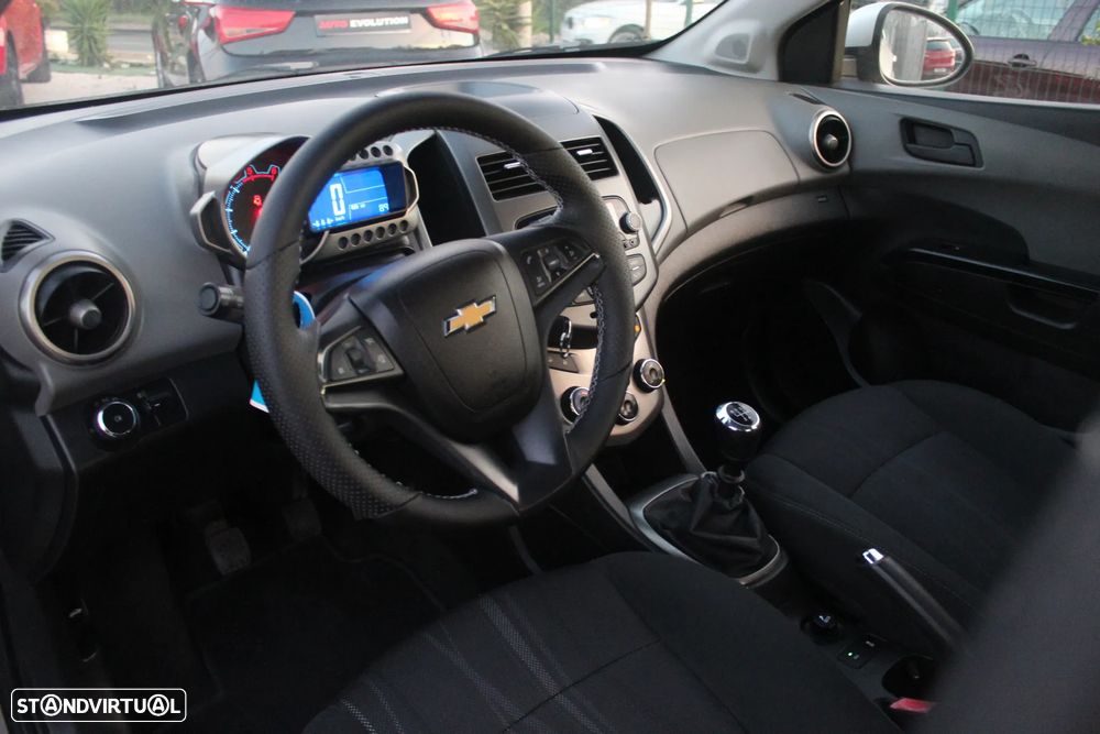 Chevrolet Aveo 1.3 VCDi LT - 4