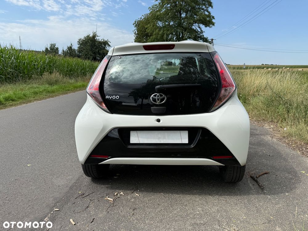 Toyota Aygo 1.0 VVT-i JBL Edition - 33