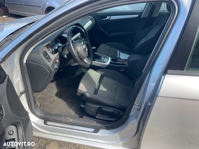 Dezmembrez Audi A4 B8 an 2010 Motor 1.8 TFSI 160cp CDH Xenon - 6