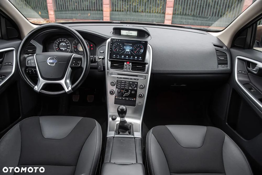 Volvo XC 60 2.4D DRIVe Summum - 25