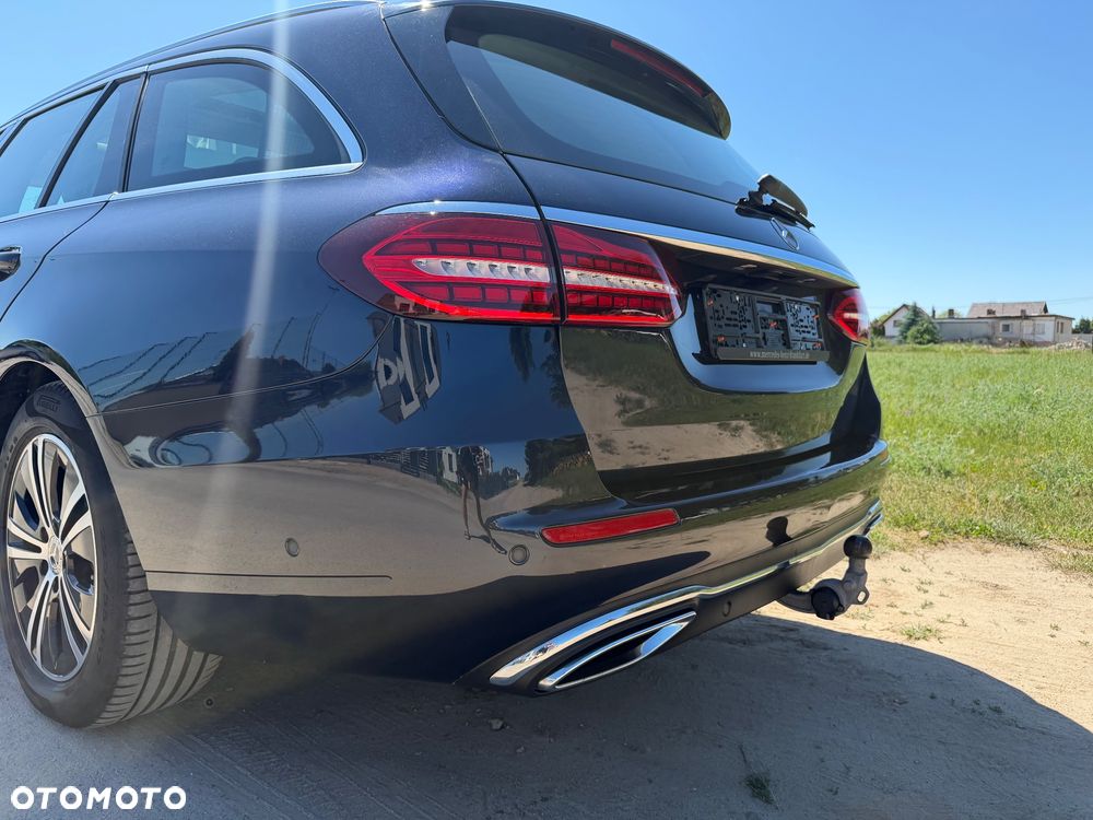 Mercedes-Benz Klasa E 220 d Avantgarde - 16
