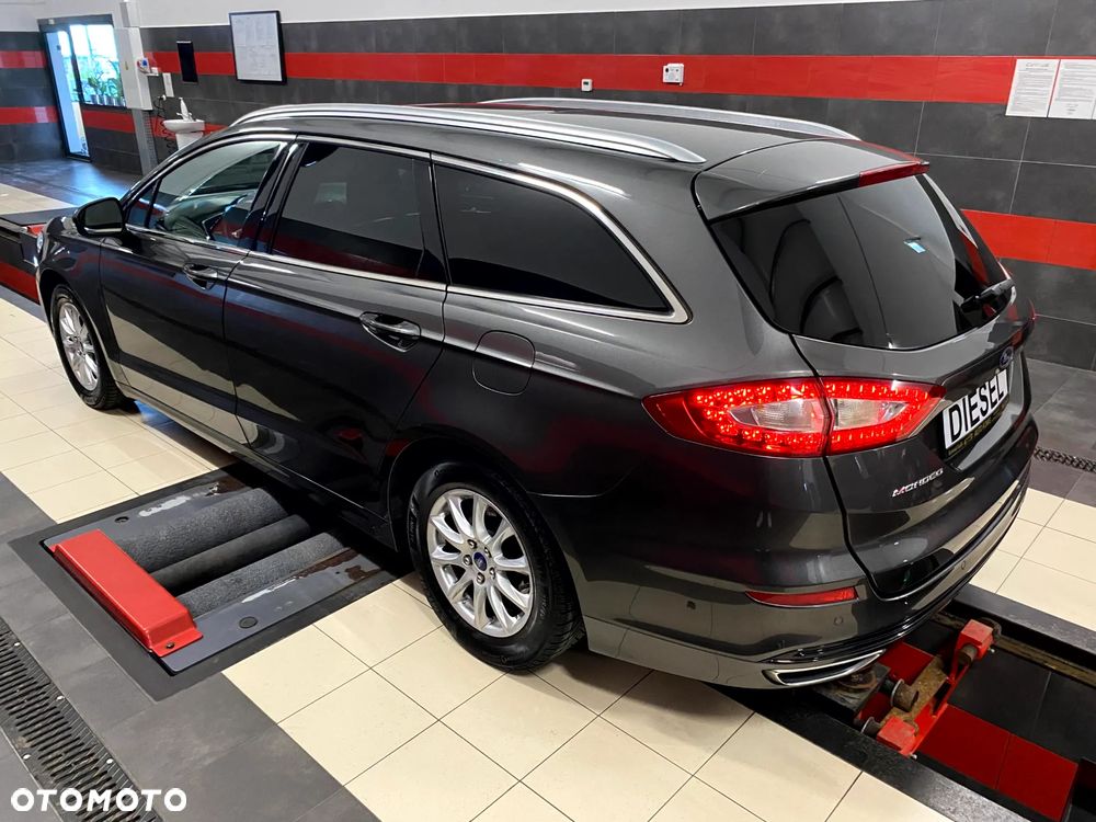 Ford Mondeo 2.0 TDCi Titanium PowerShift - 11